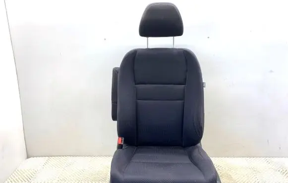Honda CR-V Front driver seat 