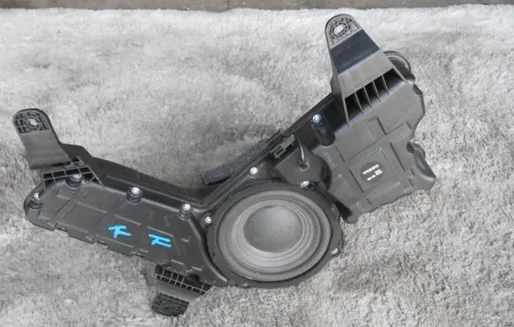 Hyundai Kona I Subwoofer speaker 96380J9000