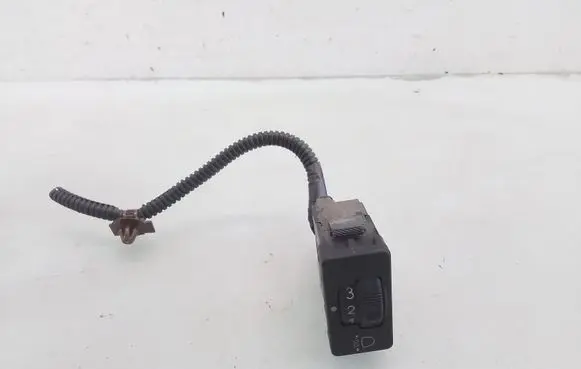 Peugeot 107 Headlight level height control switch