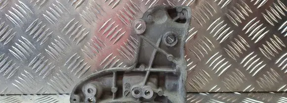 Citroen C3 Engine mounting bracket 9641715480