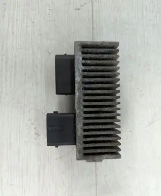Renault Megane III Glow plug pre-heat relay 8200558438