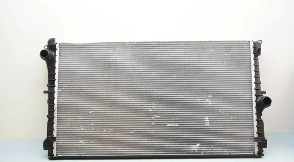 BMW X1 U11 Coolant radiator 9846866