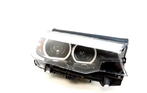 BMW 5 G30 G31 Headlight/headlamp 7439186