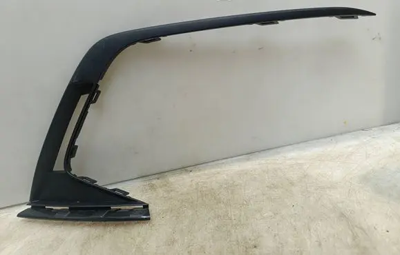 Audi A3 8Y Front bumper splitter molding 8Y0807533A AU38X