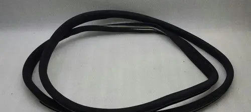 Mercedes-Benz S W220 Rubber seal front door (on door) A2206970651