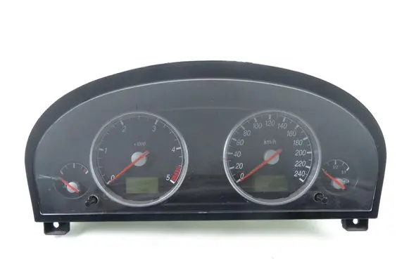 Ford Mondeo Mk III Speedometer (instrument cluster) 1S7F10849JF