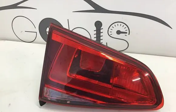 Volkswagen Golf VII Tailgate rear/tail lights 5GM945093B