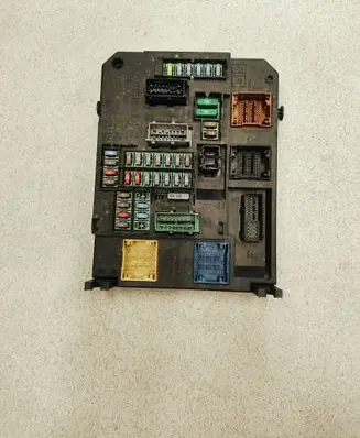 Citroen C4 Aircross Fuse module A2C53383165 A2C32427600