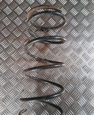Volvo S40, V40 Front coil spring