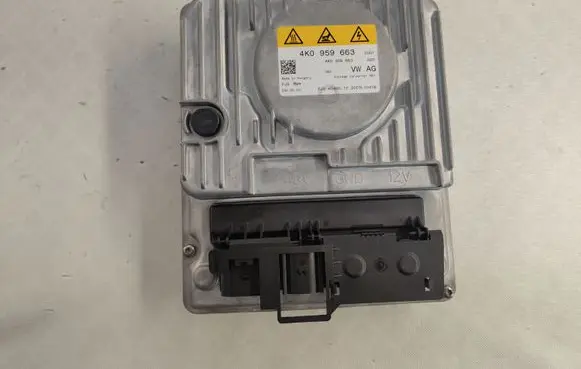Voltage converter inverter