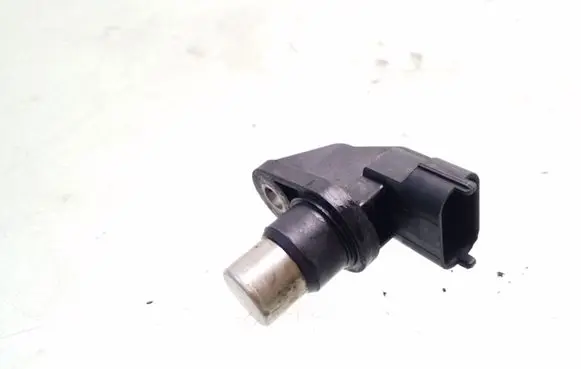 Volvo V70 Crankshaft position sensor 8631533