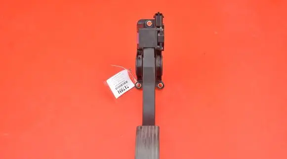 KIA Carnival Accelerator throttle pedal 0K53C41600