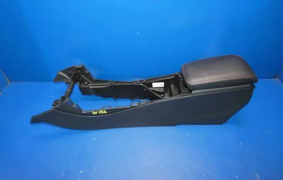 Mercedes-Benz GLA W156 X156 Armrest