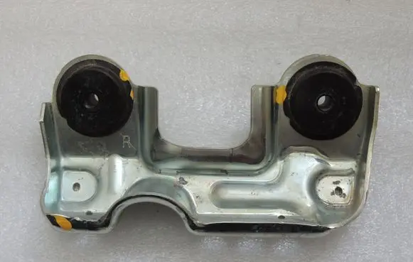 Toyota Yaris XP210 Hybrid/electric vehicle battery bracket G9215K0010