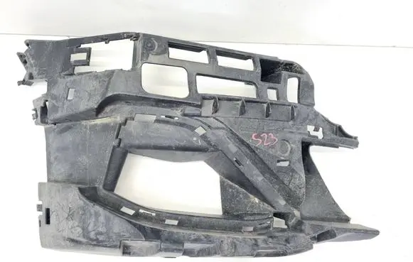 BMW 8 G14 Front bumper mounting bracket 51118074788