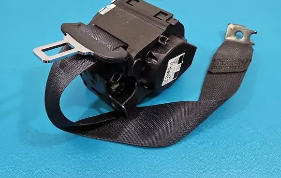 Renault Clio V Rear seatbelt 639697900H IMPRK1570992