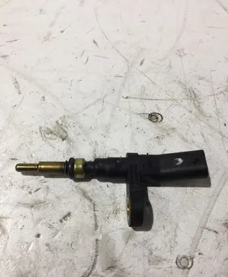 Coolant temperature sensor