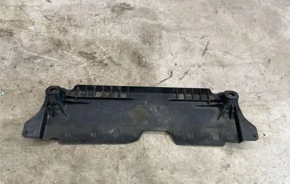 Audi A3 S3 8V Top upper radiator support slam panel 8V5825230A