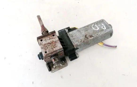 Audi Q7 4L Seat adjustment motor 988582103 D331000 988582103D331000