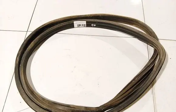 Opel Astra H Rubber seal front coupe door 