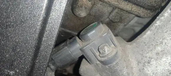 Mercedes-Benz ML W164 Air pressure sensor A0051535028