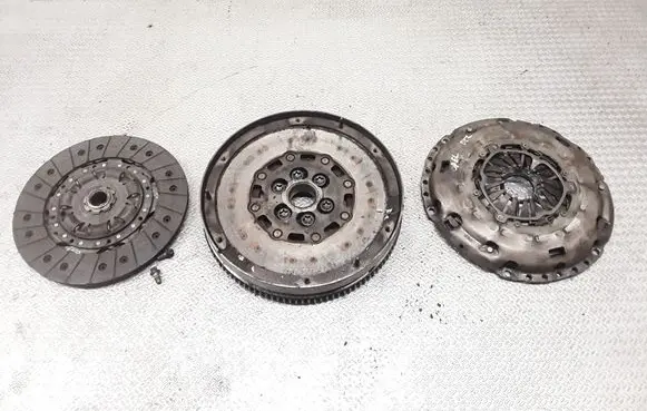 Opel Vectra C Clutch set kit 124035110 324039410