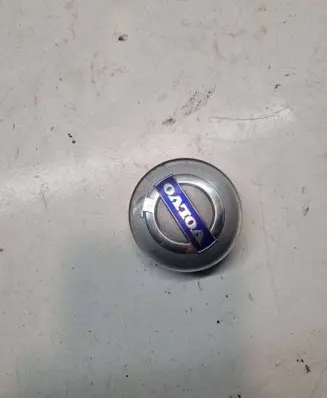 Volvo C30 Original wheel cap 30666913 VLB0011 0748052