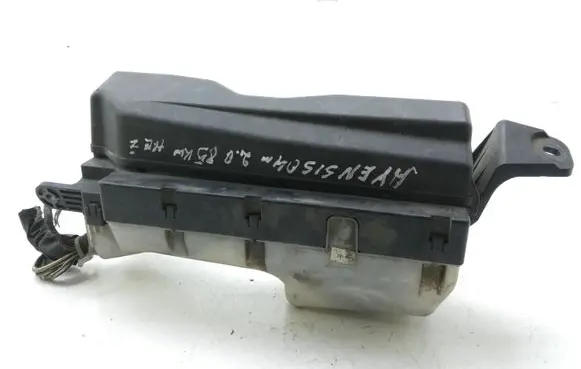 Toyota Avensis T250 Fuse box set 9008087019