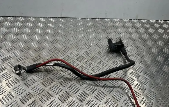 Skoda Octavia Mk2 (1Z) Positive cable (battery) 1K0971228
