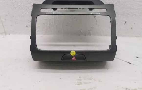 KIA Sportage Dashboard center trim panel 847403U045