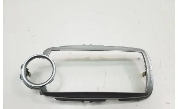 Toyota Yaris Panel trim 864510D010