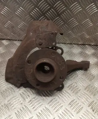 Volkswagen PASSAT B3 Front wheel hub