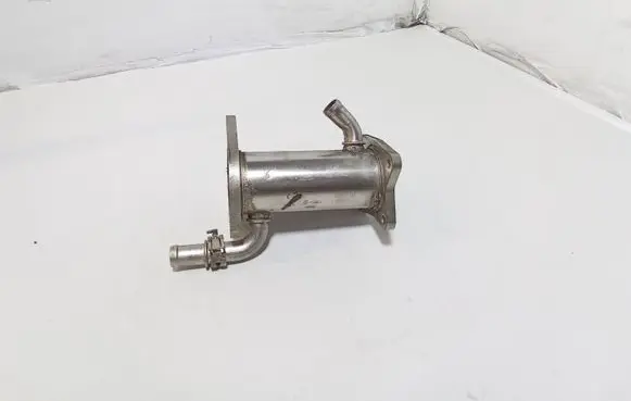Nissan Qashqai+2 EGR valve cooler 147355713R 051011D