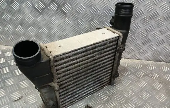 Audi A4 S4 B7 8E 8H Intercooler radiator