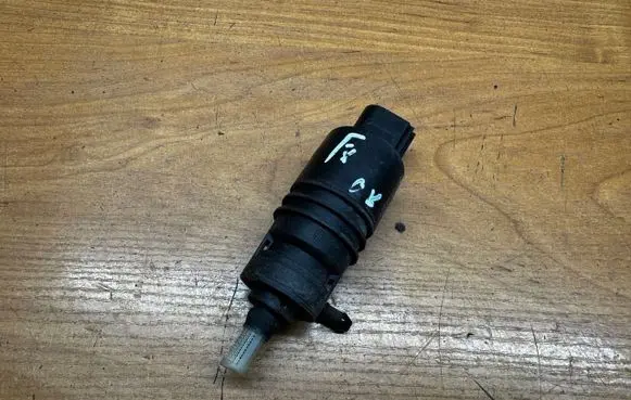 BMW X5 F15 Windscreen/windshield washer pump 6934160 3240479