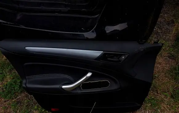 Ford Mondeo MK IV Front door card panel trim