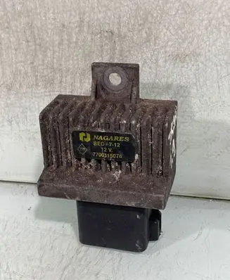 Glow plug pre-heat relay