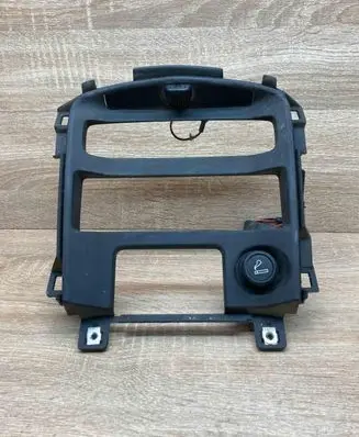 Nissan Primera Dashboard center trim panel 68413AV700