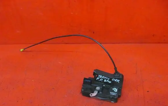 Renault Trafic II (X83) Front door lock 8200042171
