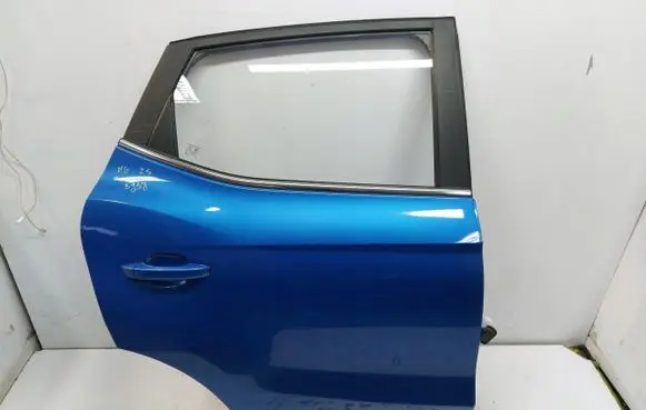 MG ZS Rear door
