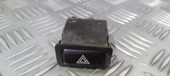 BMW 3 E30 Hazard light switch saeqc80fk5023