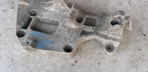 Volkswagen Golf Plus Generator/alternator bracket 06F903143F