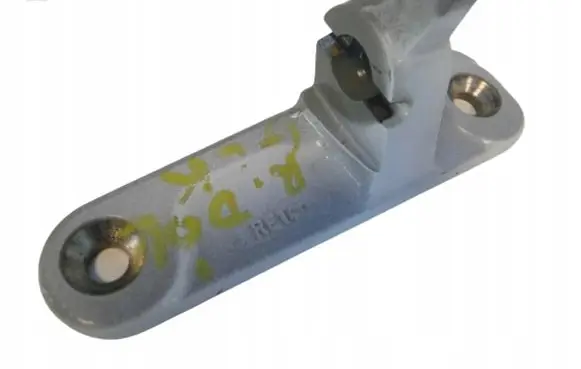 Mercedes-Benz GLK (X204) Rear door lower hinge A2047300837