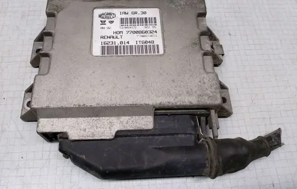 Renault Twingo I Engine control unit/module 7700860324 7700874631
