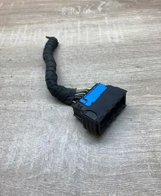 BMW X3 E83 Plug wire 6906049