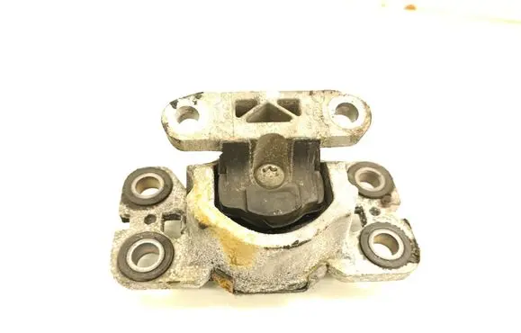 Engine mount bracket