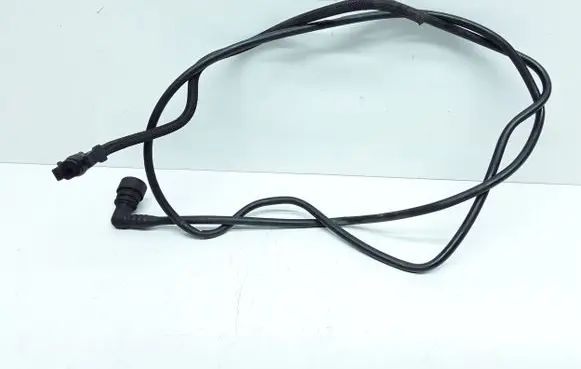 Volvo V70 Engine coolant pipe/hose 8G918K012CE