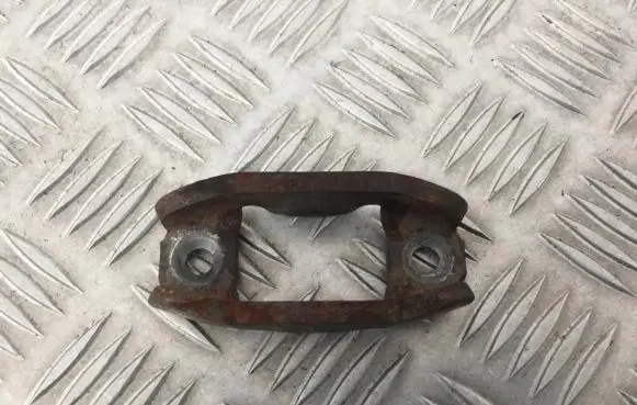 Mitsubishi ASX Fuel Injector clamp holder