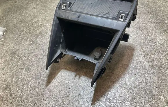 Citroen C4 III e-C4 Glove box central console B005074 9848088180 118909A0