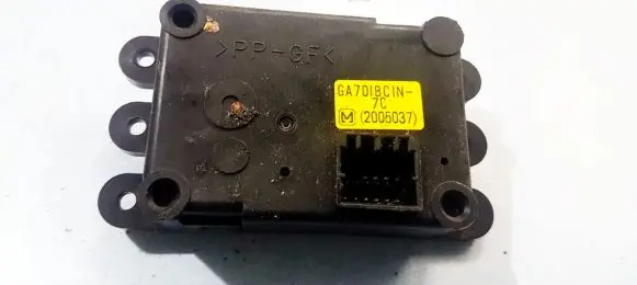 Mazda 323 Air flap motor/actuator 2005037 GA70IBCIN-7C